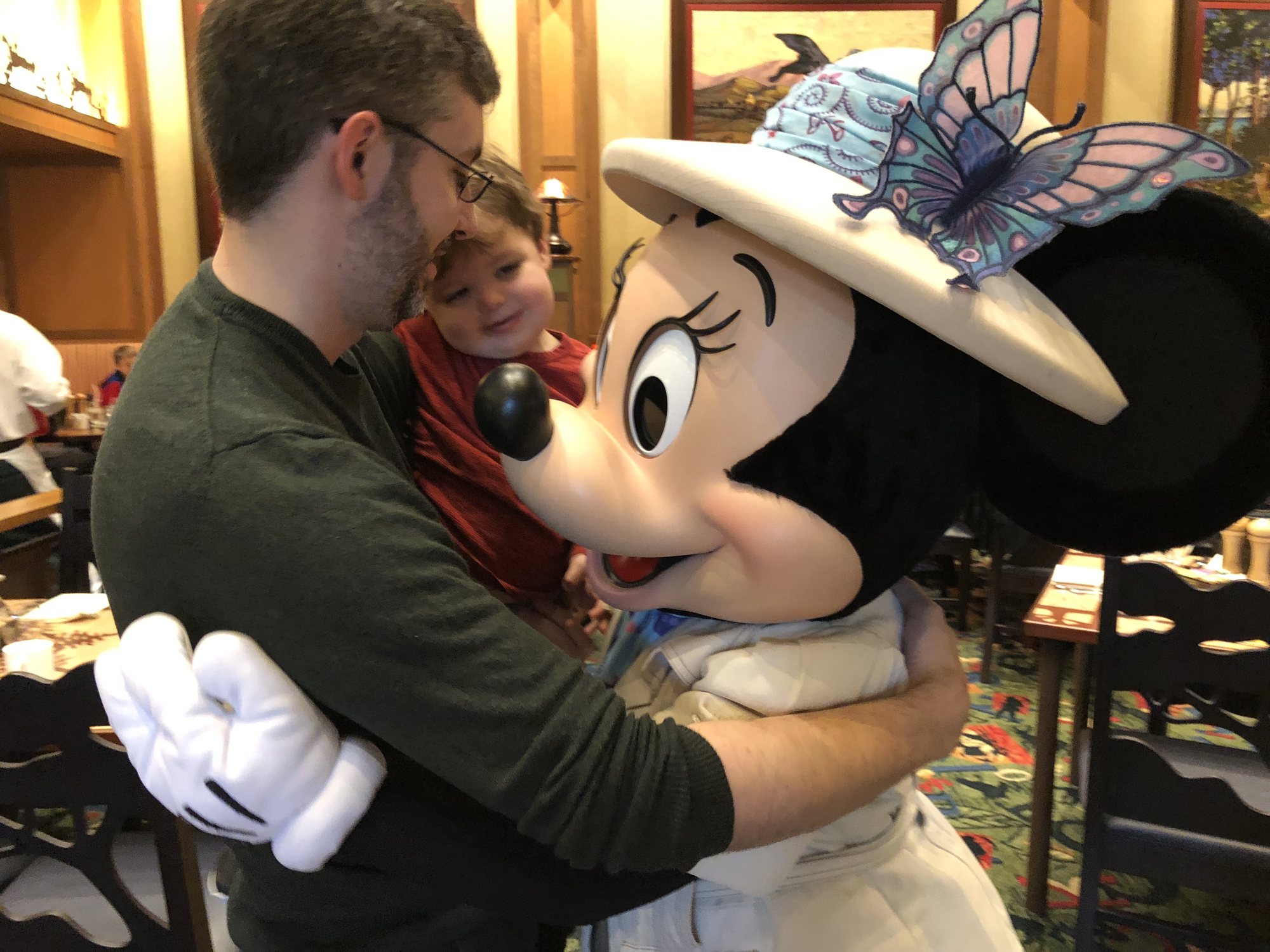 Ben's favorite character was Minnie Mouse. He actually gave her a hug <3