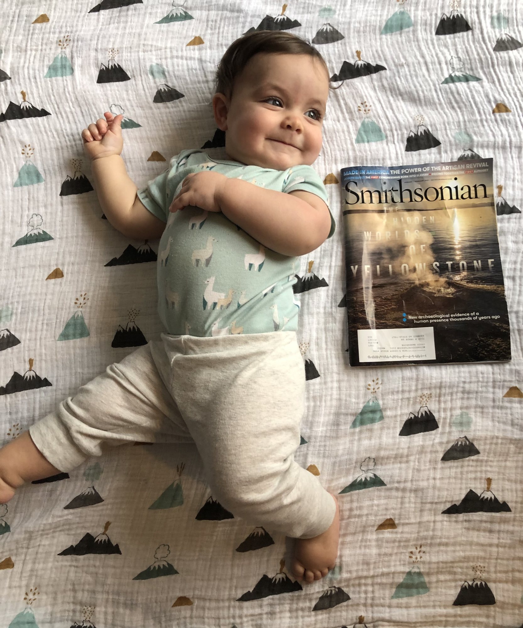 Nori turns 9 months old! It's getting nearly impossible to get her monthly picture :)