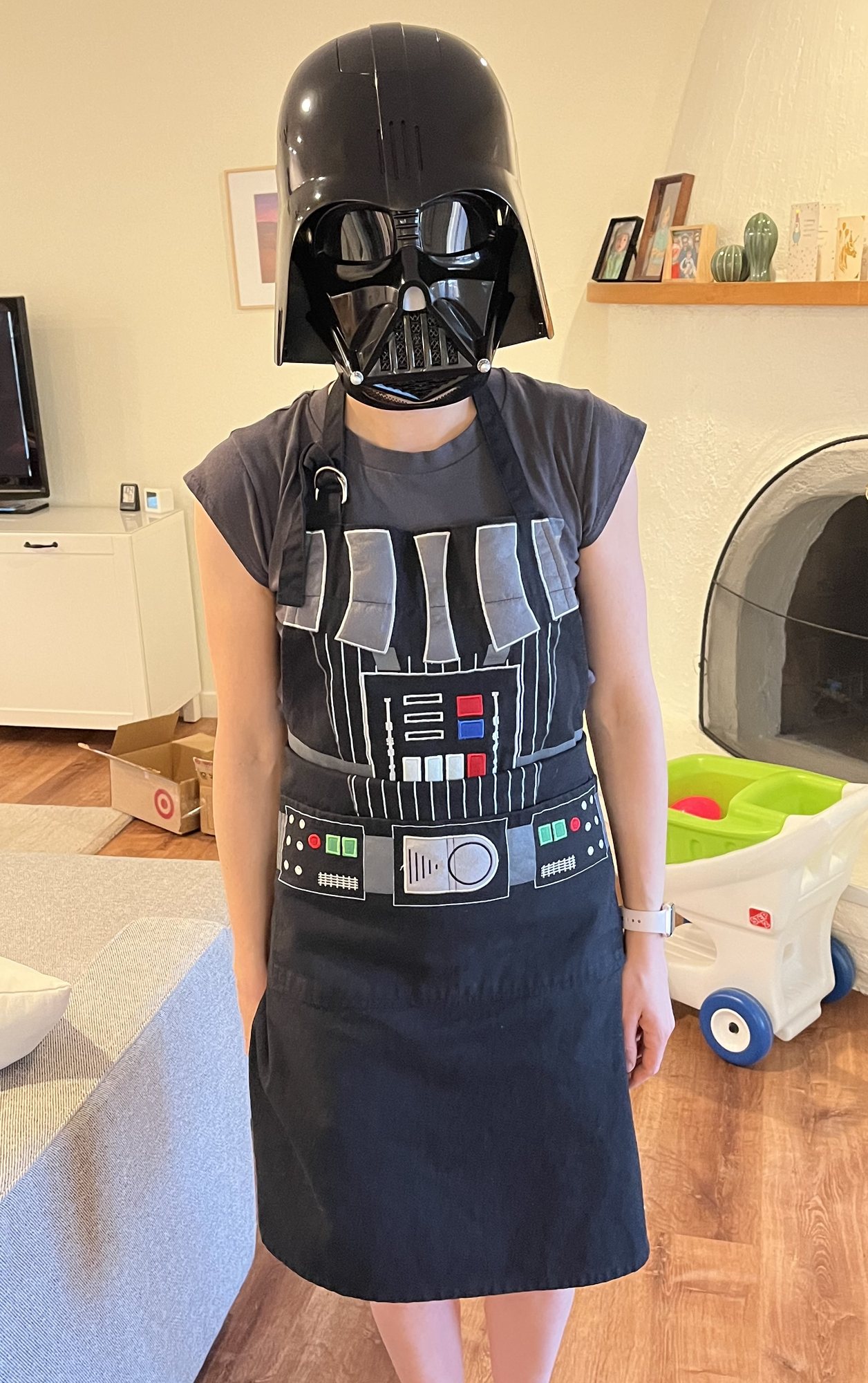 Join me on the dark side of the Force!!! I make the scrawniest Darth Vader ever! LOL.