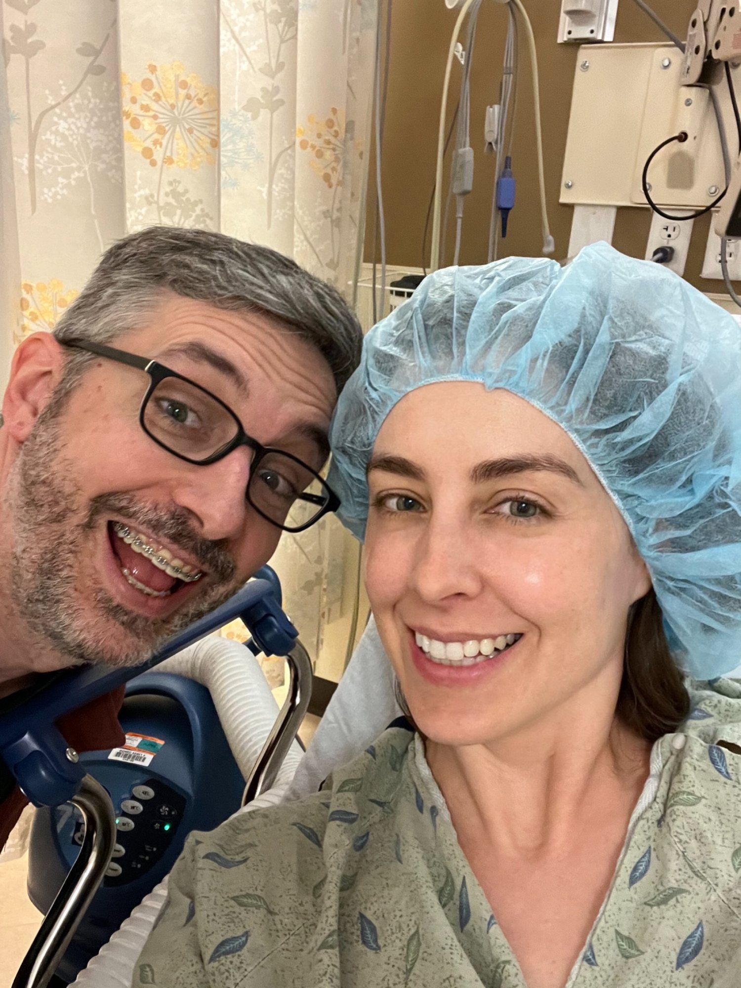 Surgery time! Everything went fine - recovery was quick :)